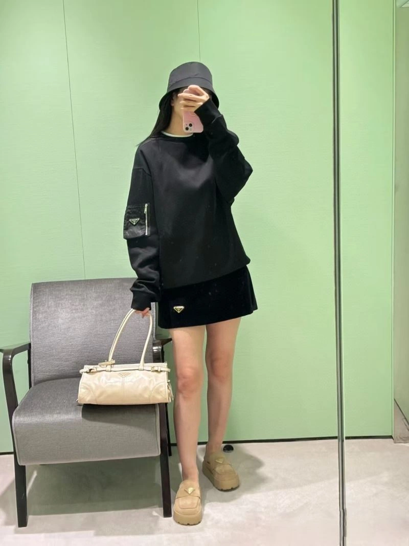 Prada Sweaters Tailored 171465