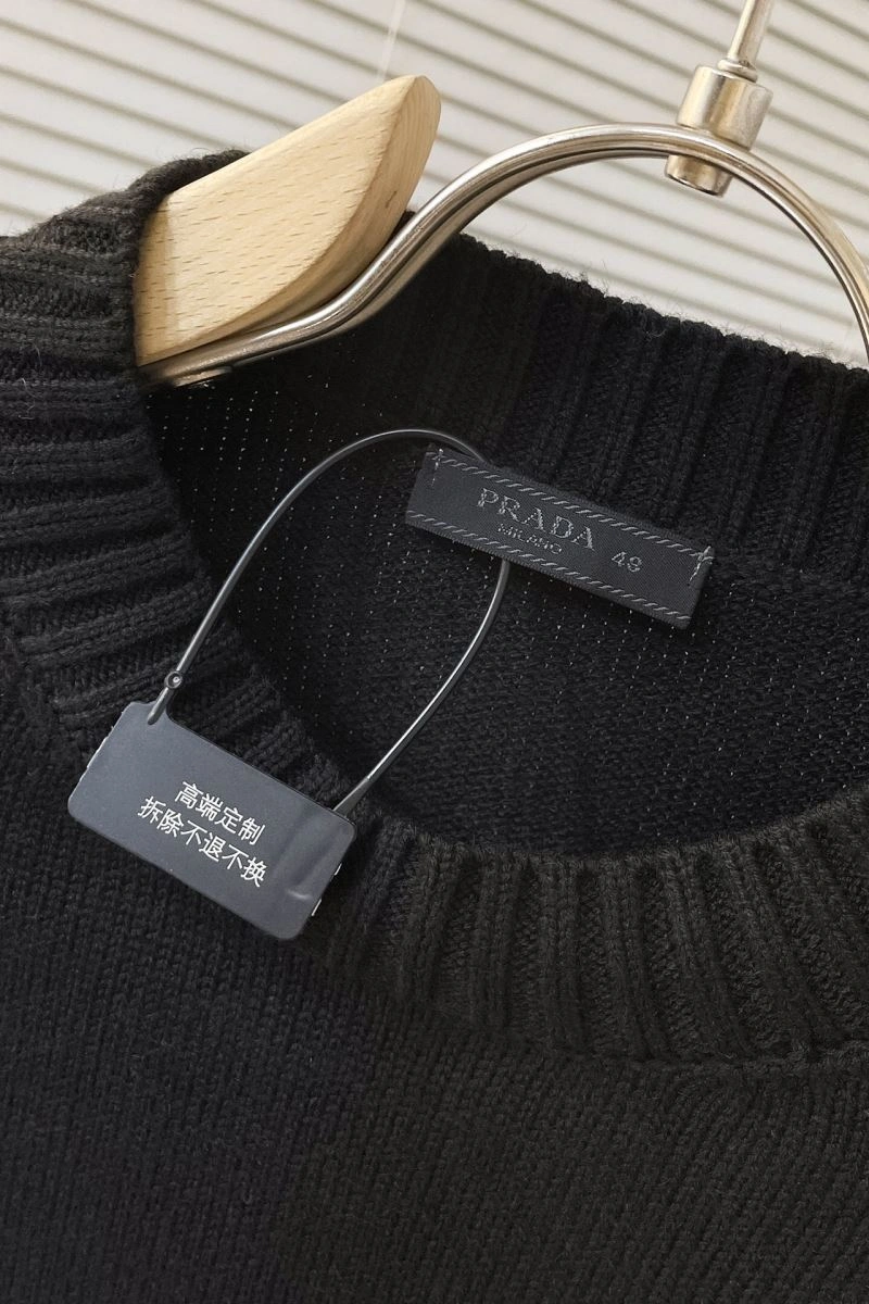 SunProtective Prada Sweaters 171538