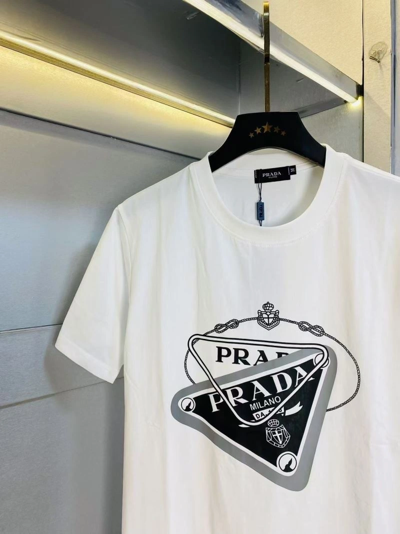 Prada T-Shirts Unique 171807
