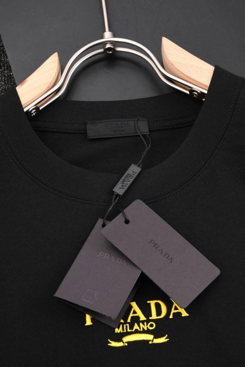 Trendy Prada T-Shirts 171423