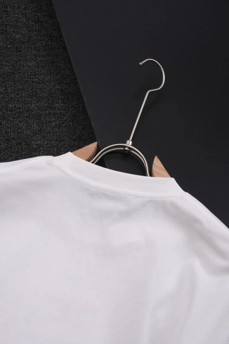 Prada T-Shirts ModernLook 171422
