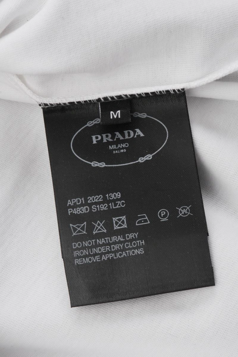 Prada T-Shirts ModernLook 171422