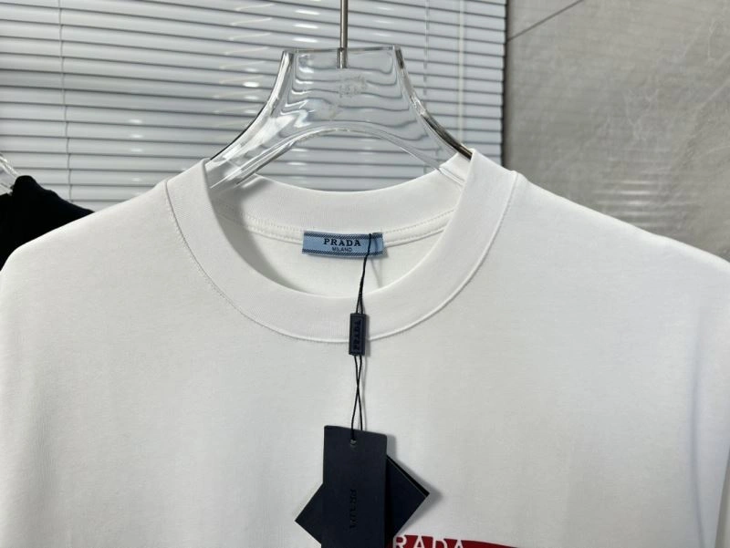 WrinkleFree Prada T-Shirts 171501