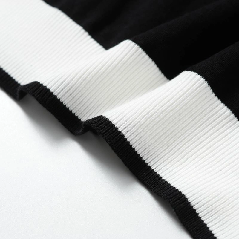 Prada T-Shirts Sleek 171804