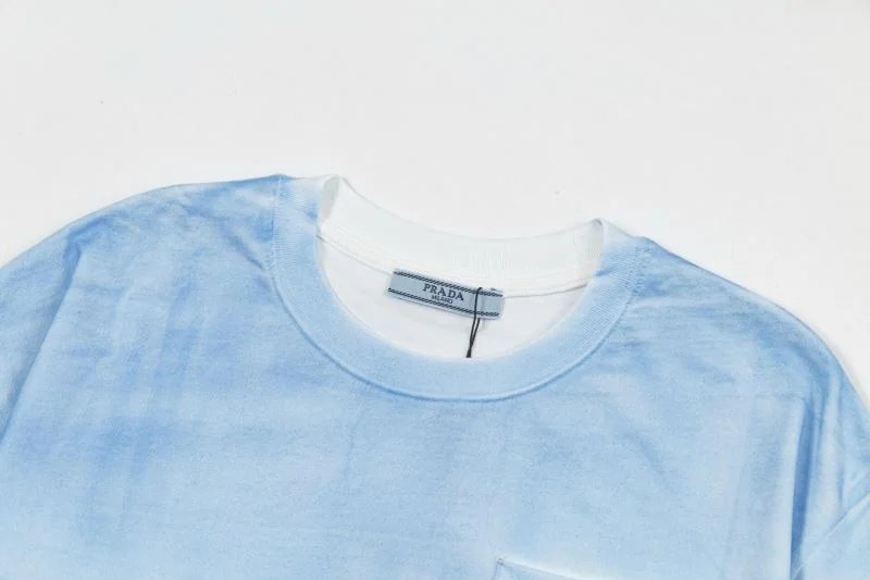 Minimalist Prada T-Shirts 166725