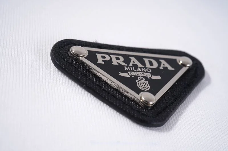 Prada T-Shirts Breathable 166768