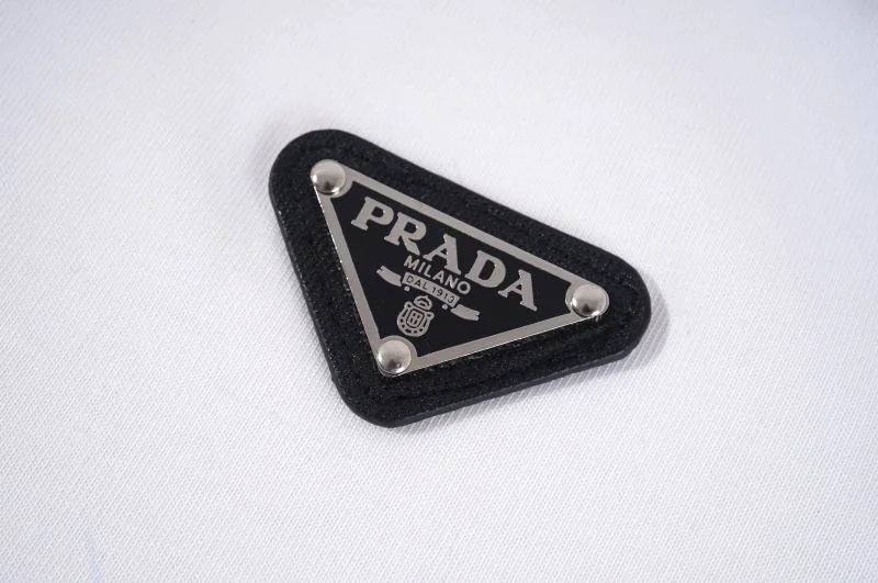 Prada T-Shirts Breathable 166768