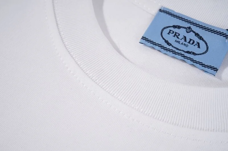 Prada T-Shirts Breathable 166768