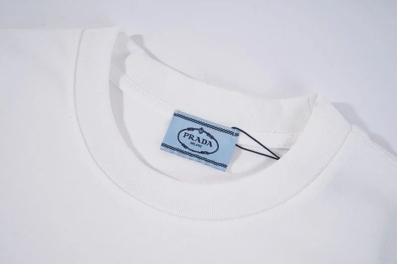 Prada T-Shirts Breathable 166768