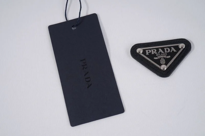 Prada T-Shirts Breathable 166768