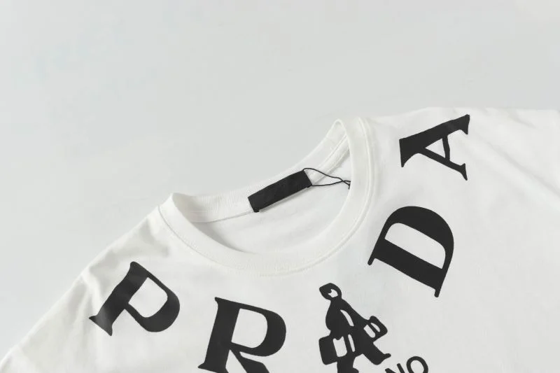 Prada T-Shirts Timeless 166771