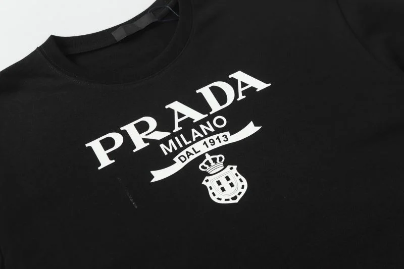Prada T-Shirts ModernLook 166809