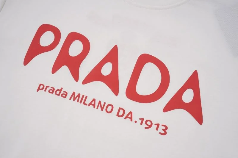 Prada T-Shirts Stylish 166724