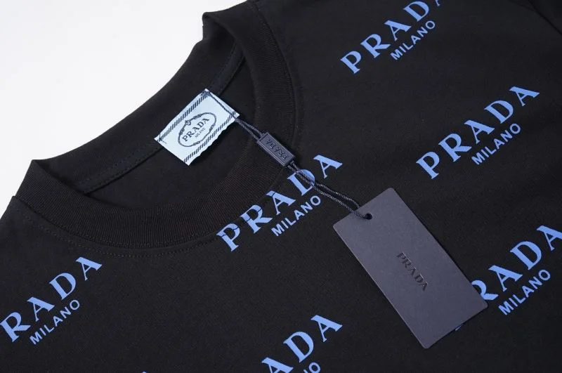 Prada T-Shirts Breathable 166720
