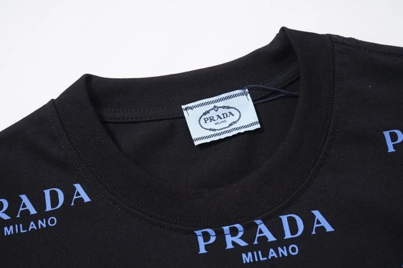 Prada T-Shirts Breathable 166720
