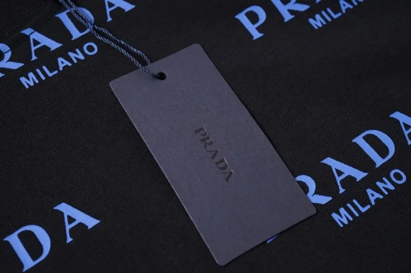 Prada T-Shirts Breathable 166720