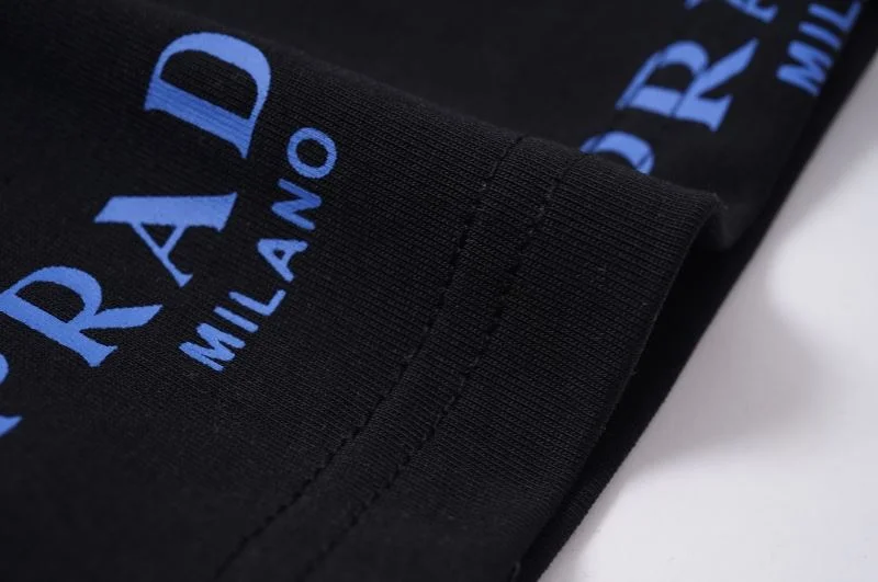 Prada T-Shirts Breathable 166720