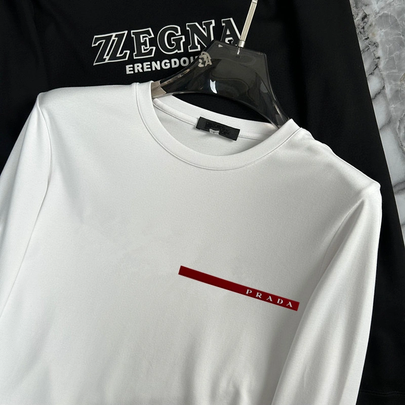 Unisex Prada T-Shirts 171818