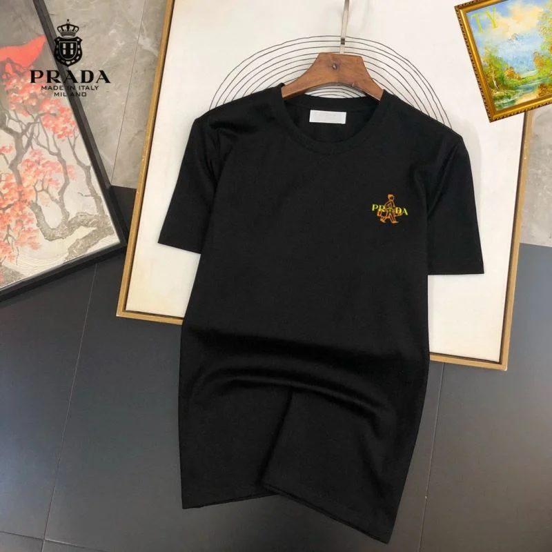Prada T-Shirts Sleek 166699
