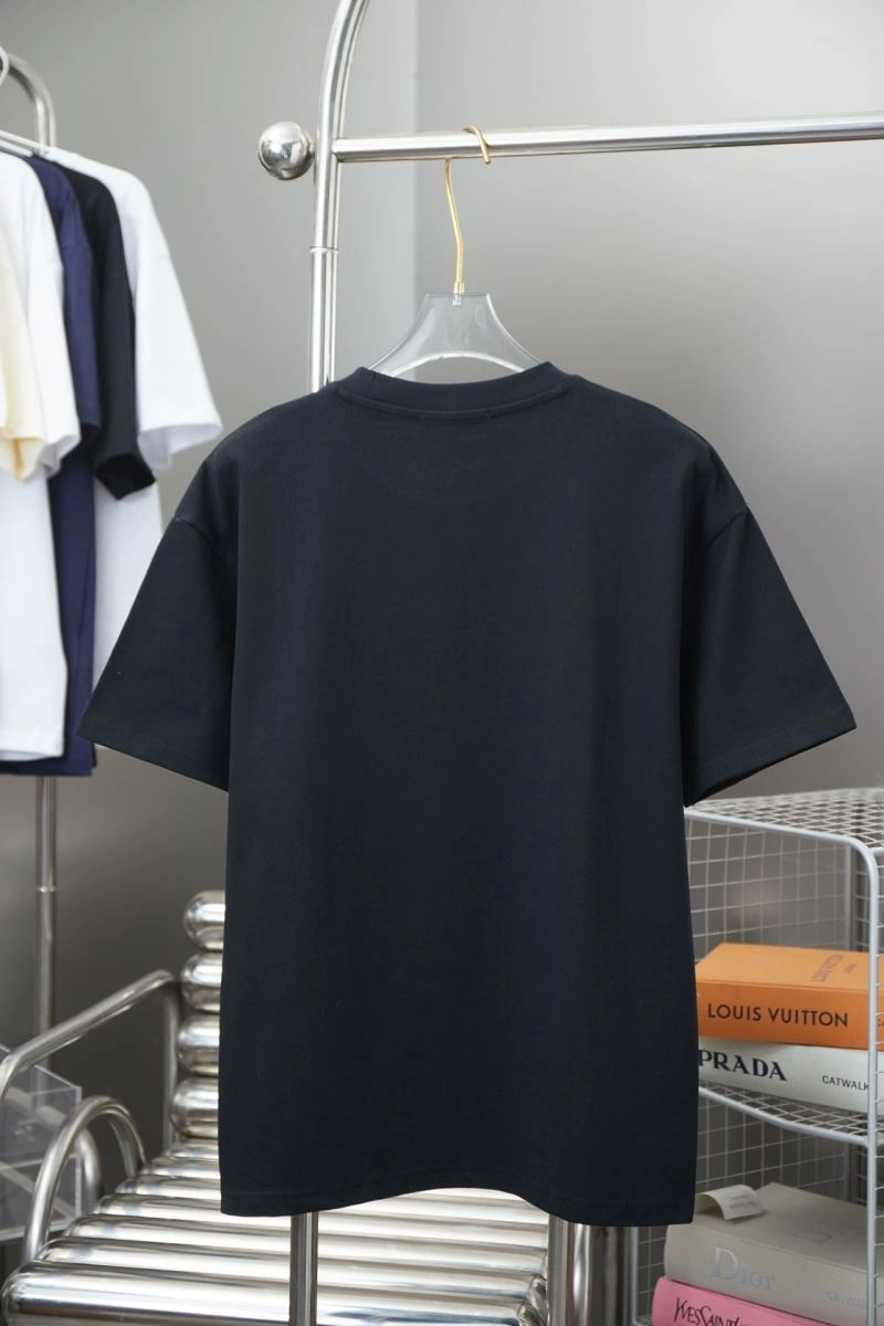Snug Prada T-Shirts 171392