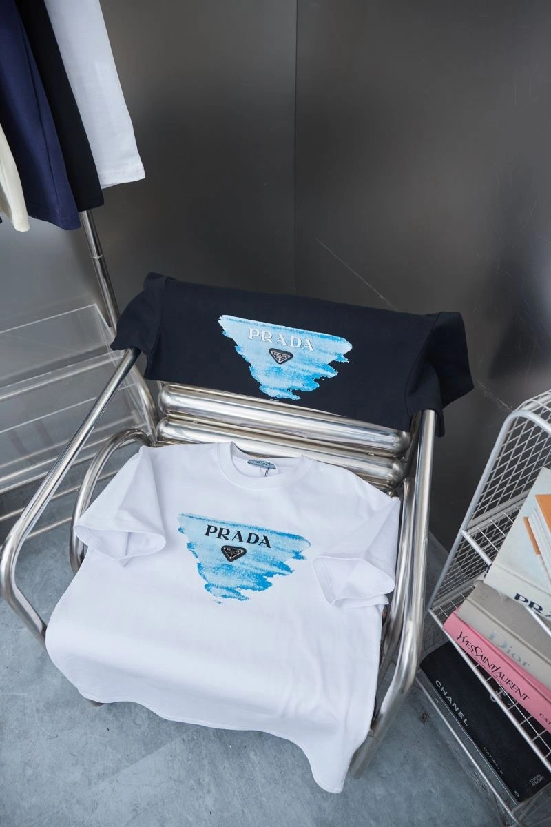 Prada T-Shirts Breathable 171389