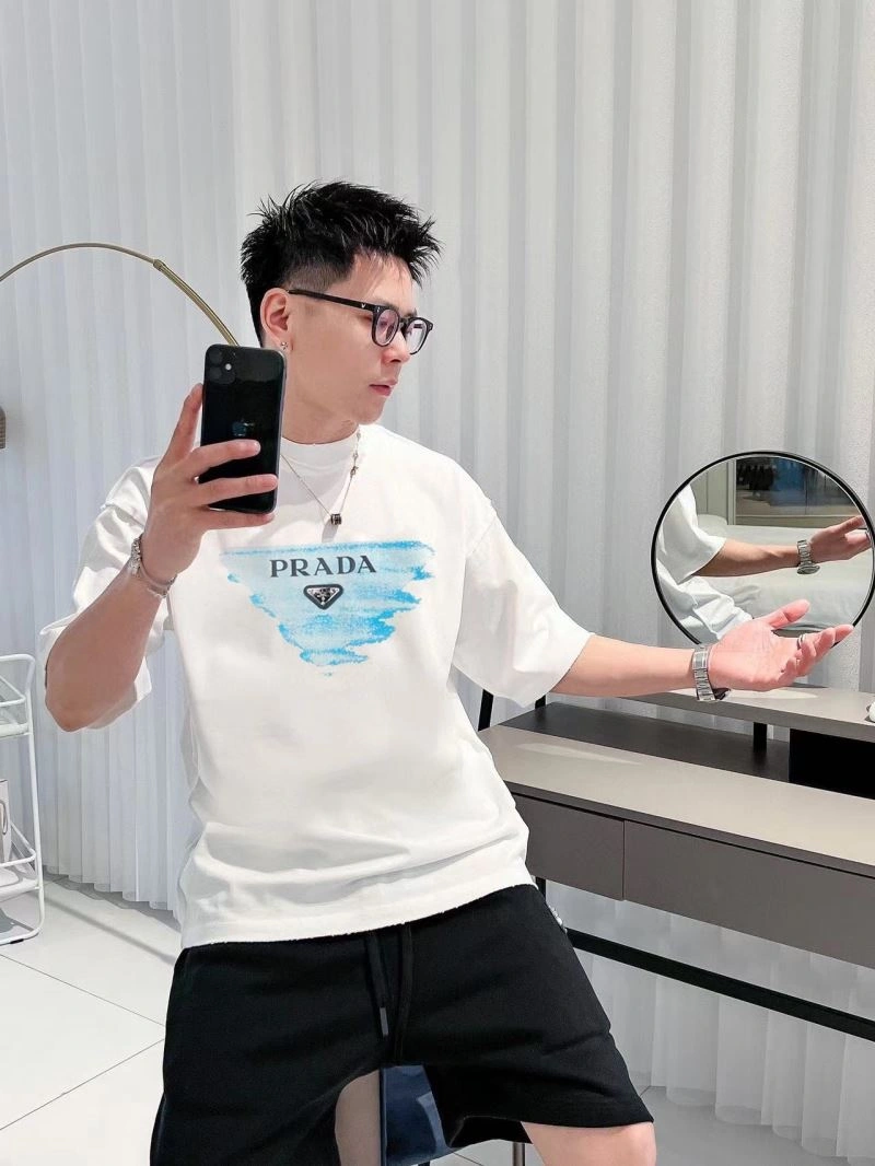 Prada T-Shirts Breathable 171389