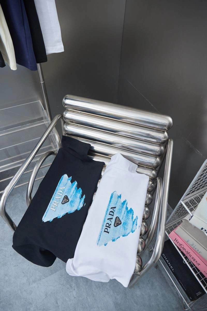 Breathable Prada T-Shirts 171385