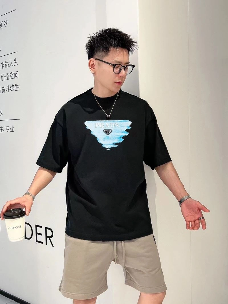 Breathable Prada T-Shirts 171385