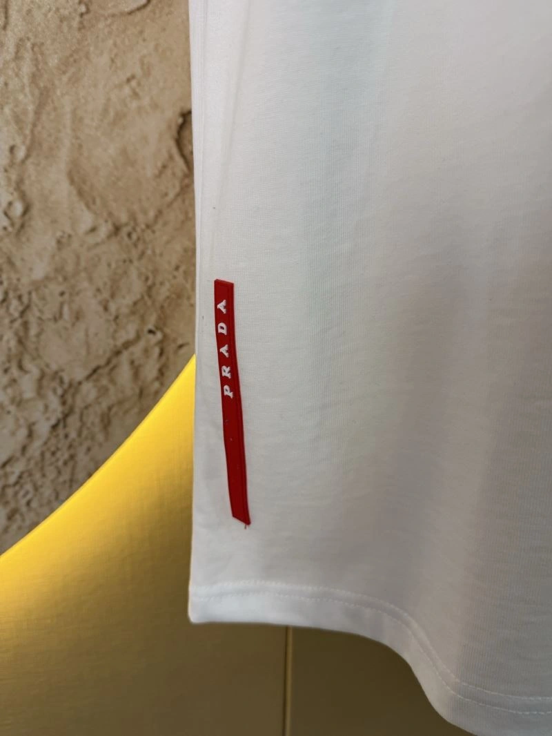 Cozy Prada T-Shirts 171382
