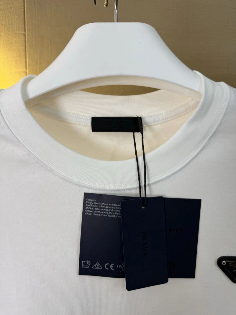 Cozy Prada T-Shirts 171382