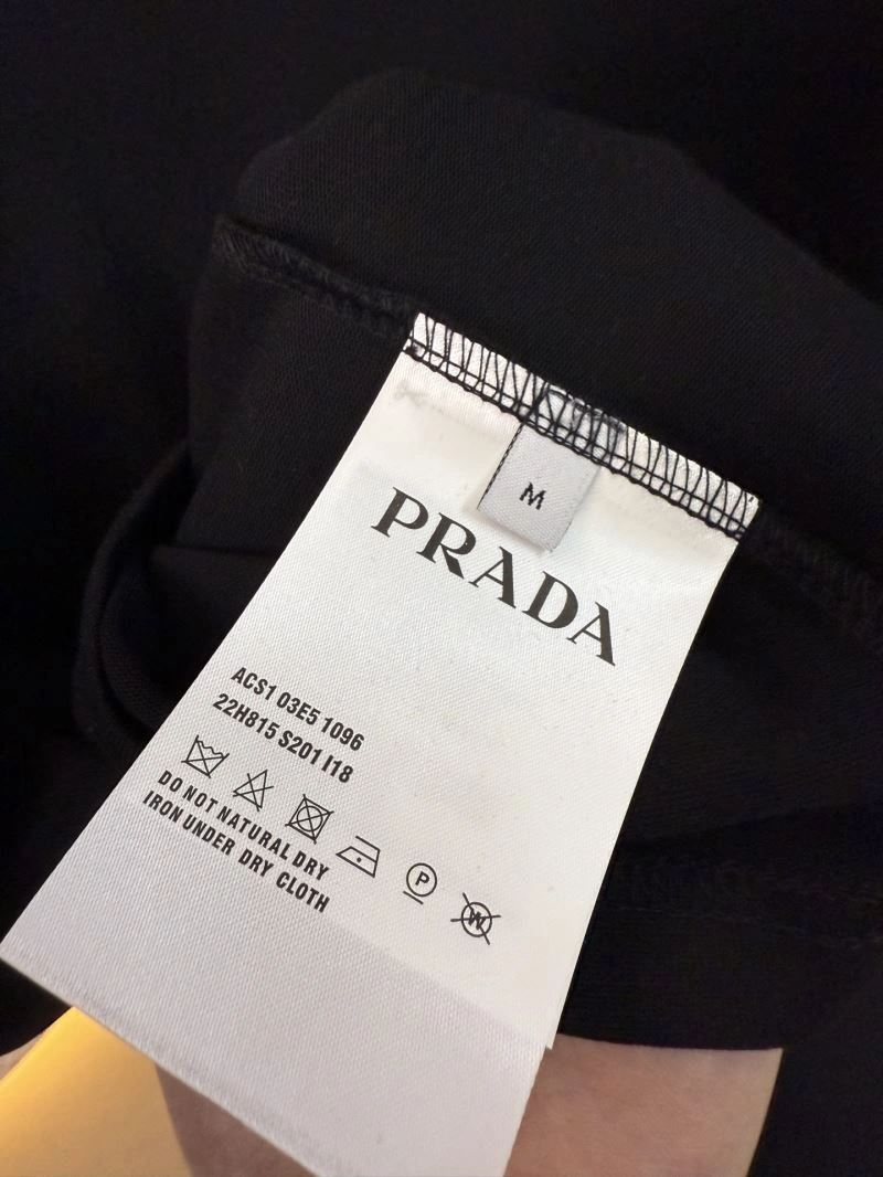 Popular Prada T-Shirts 171386