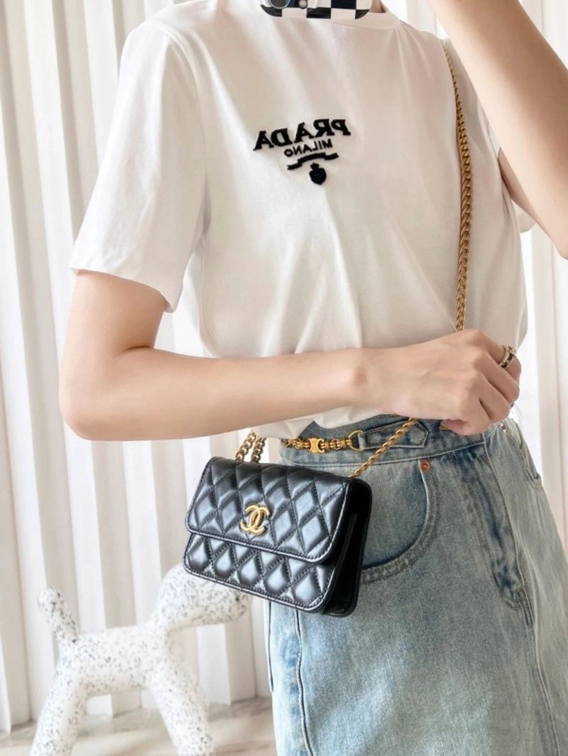 Prada T-Shirts Neat 171426