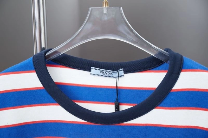 Prada T-Shirts Breathable 171375