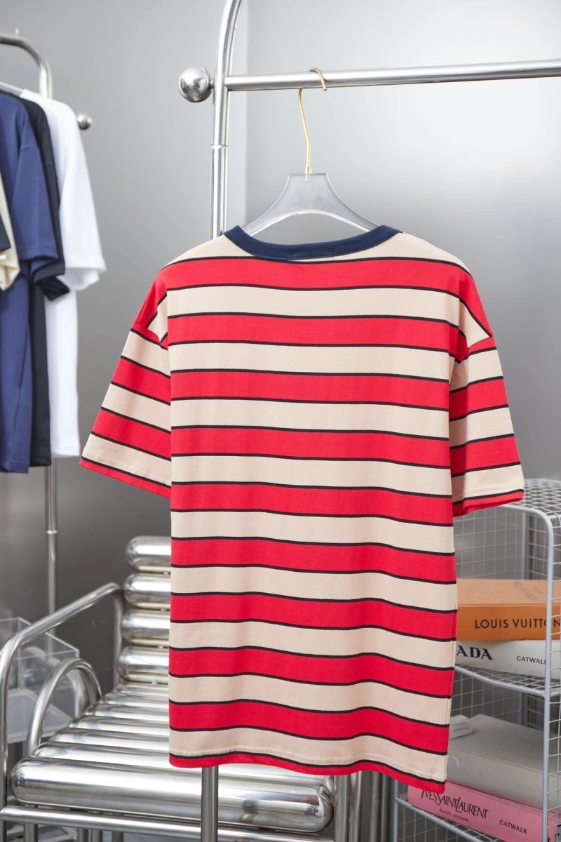 Flexible Prada T-Shirts 171372