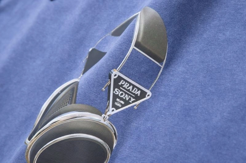 Prada T-Shirts Lightweight 171380