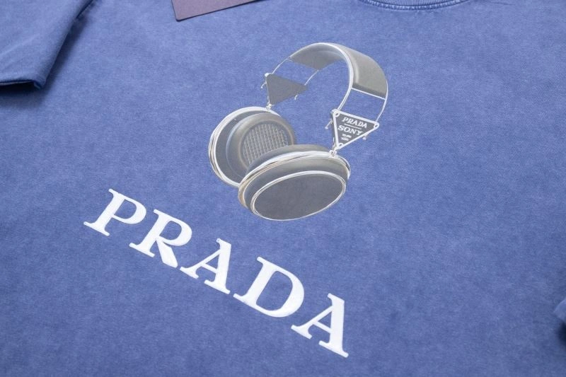 Prada T-Shirts Lightweight 171380