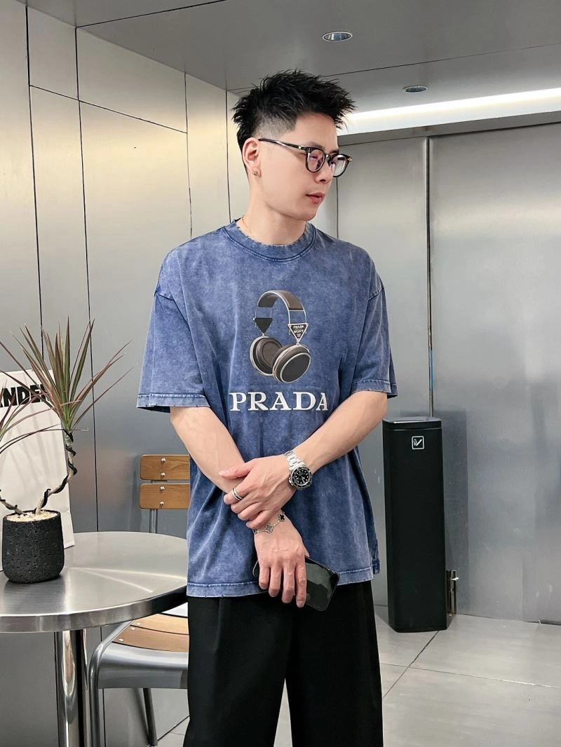 Prada T-Shirts Lightweight 171380