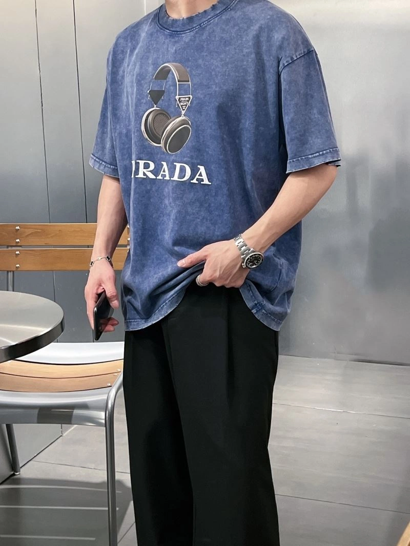 Prada T-Shirts Lightweight 171380