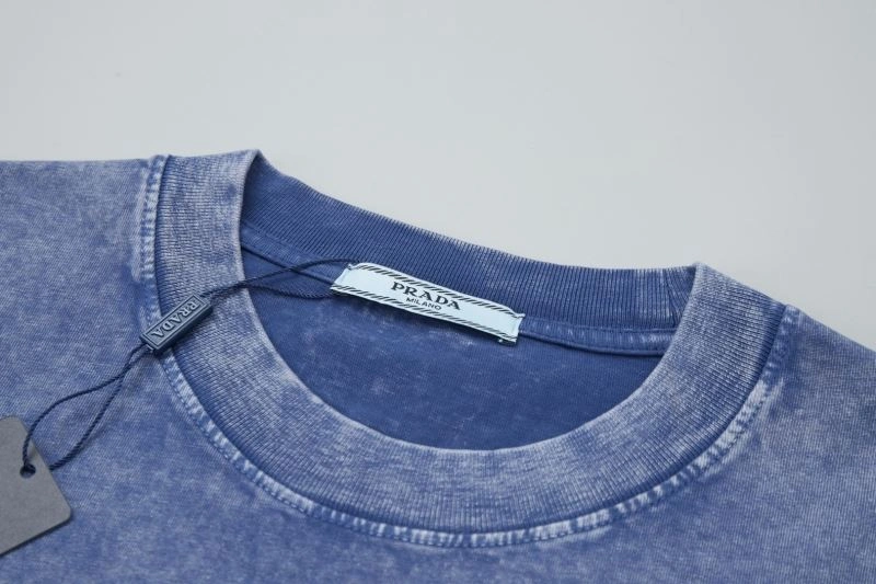 Prada T-Shirts AllSeason 171365