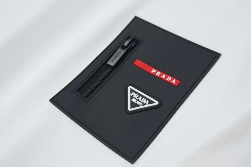 Prada T-Shirts GoAnywhere 171361
