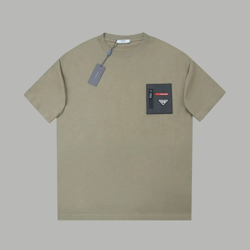 Prada T-Shirts WellDesigned 171402