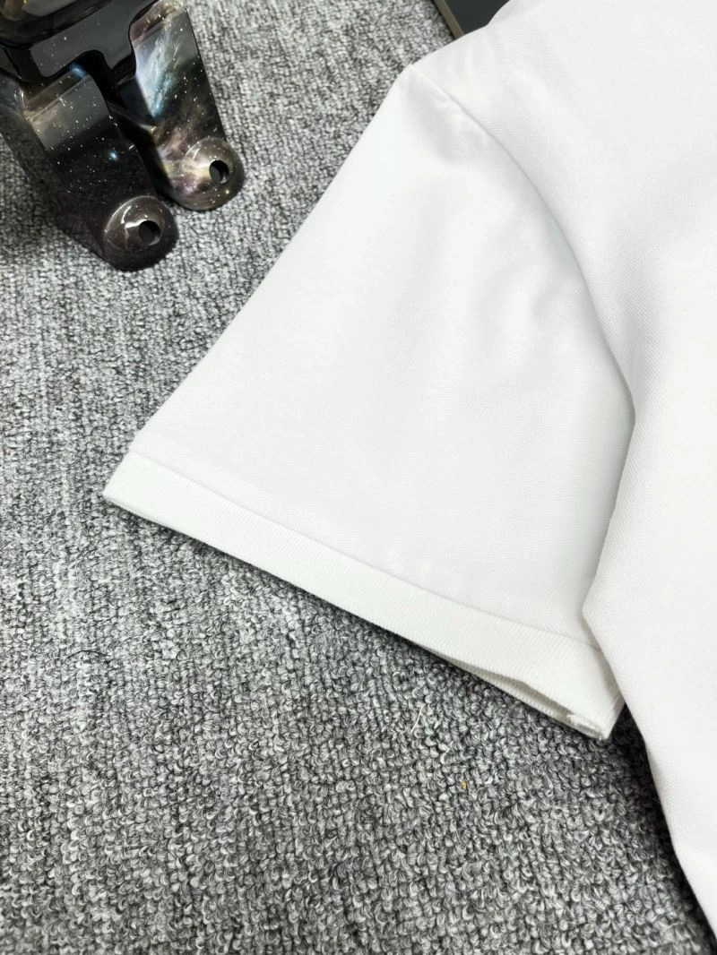Modern Prada T-Shirts 171395