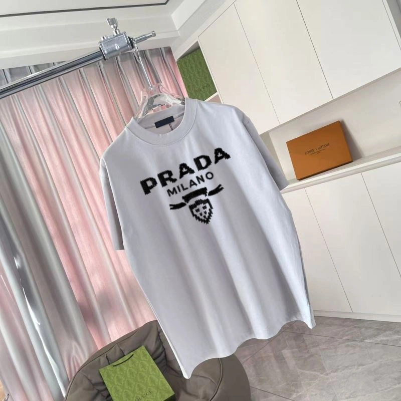 Sleek Prada T-Shirts 171332