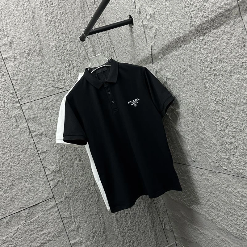 Prada T-Shirts WellDesigned 171322
