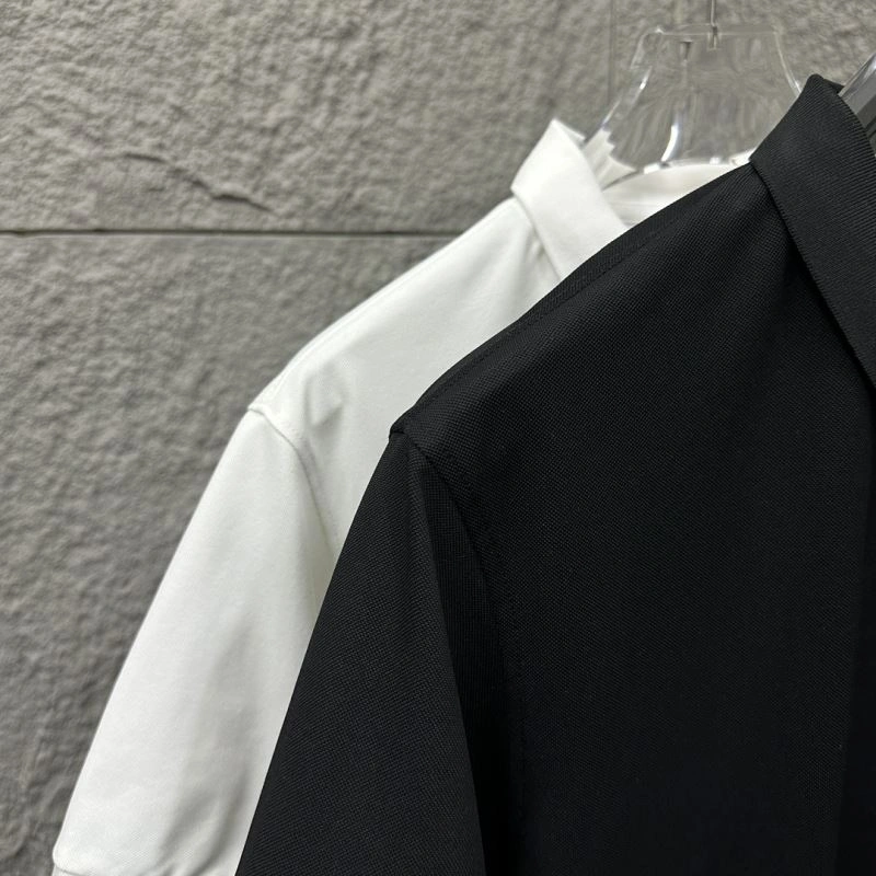 Prada T-Shirts WellDesigned 171322