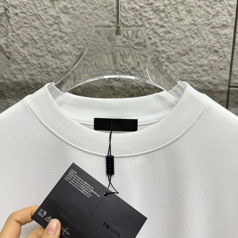 Bold Prada T-Shirts 171319