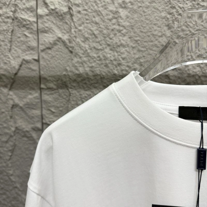 Bold Prada T-Shirts 171319