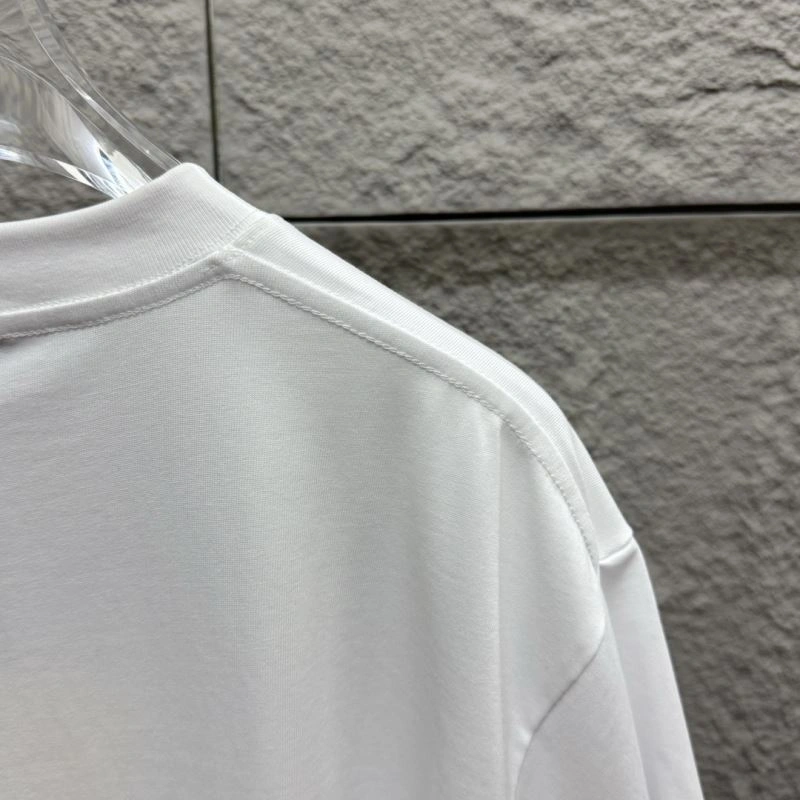 Bold Prada T-Shirts 171319