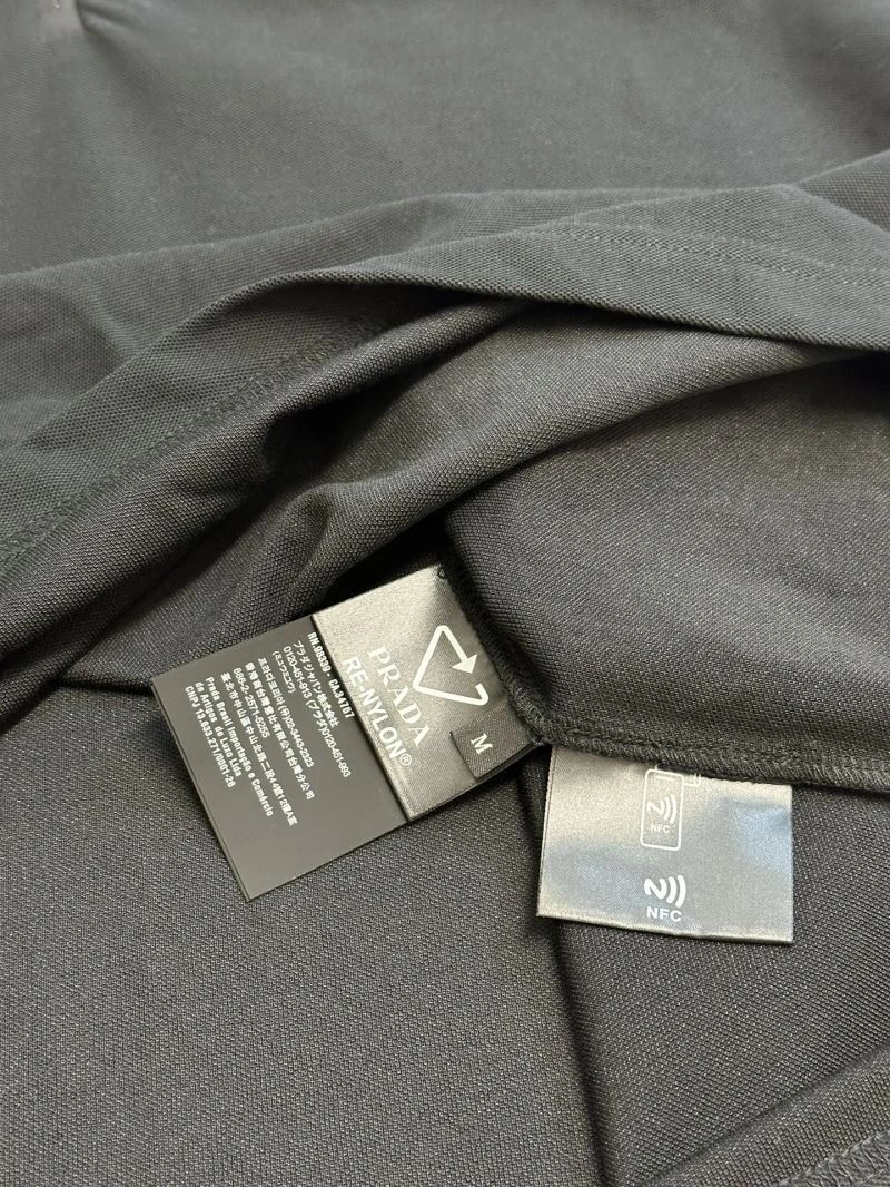Snug Prada T-Shirts 171317