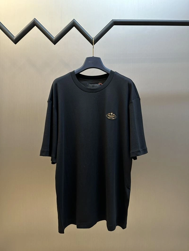 Prada T-Shirts Timeless 171369